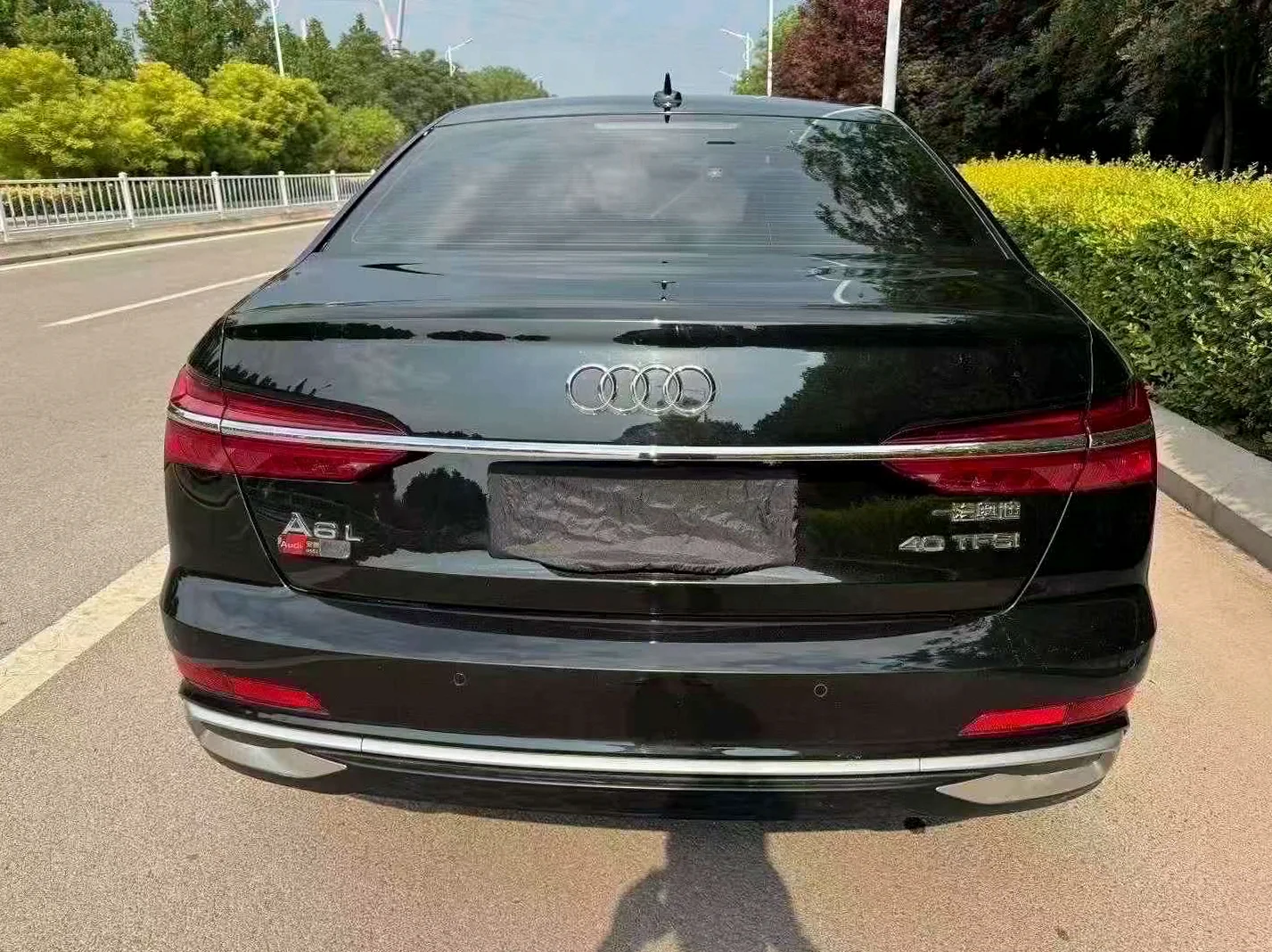奥迪A6L 后面外观二