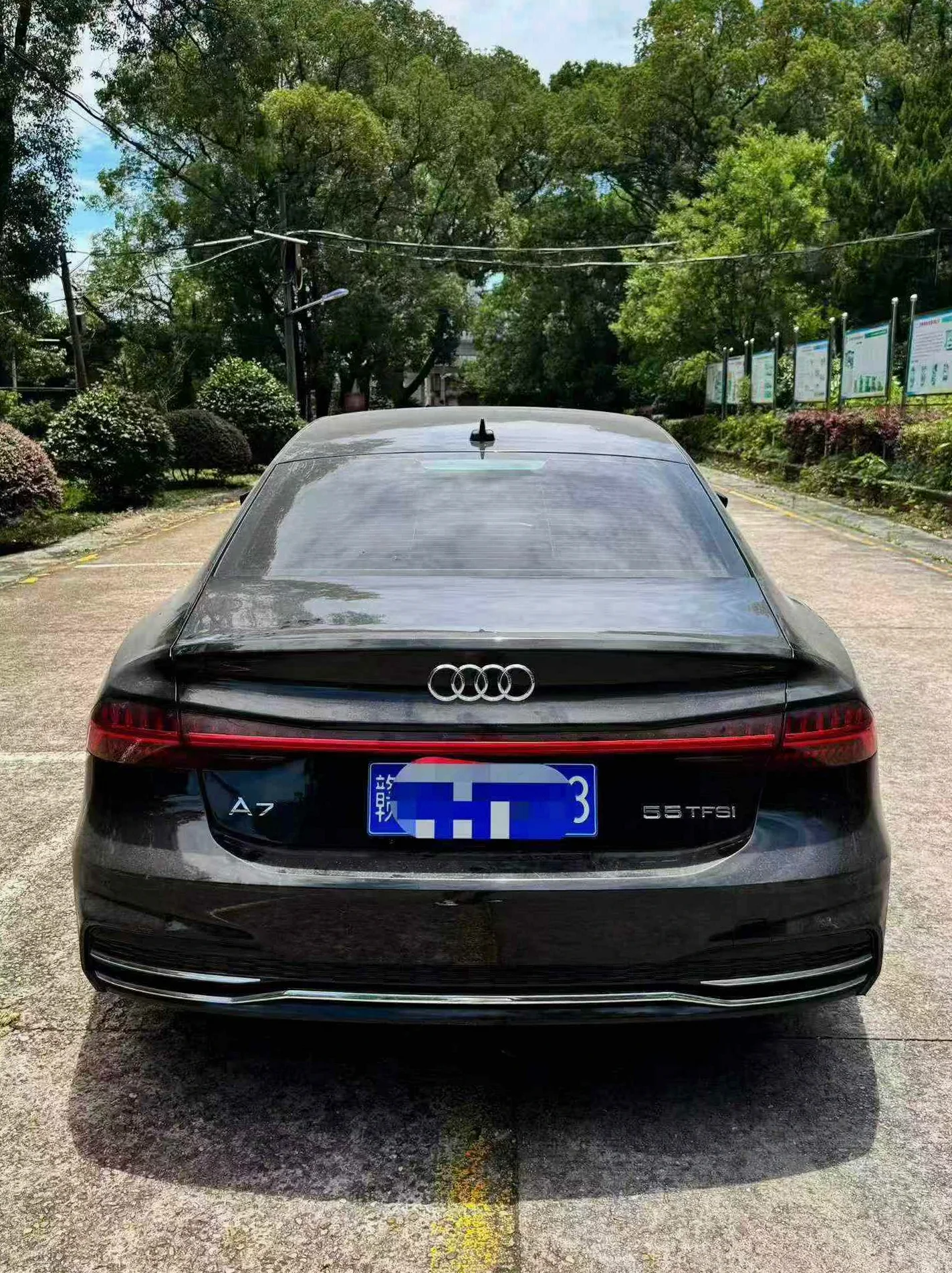 奥迪A7L 驾驶室