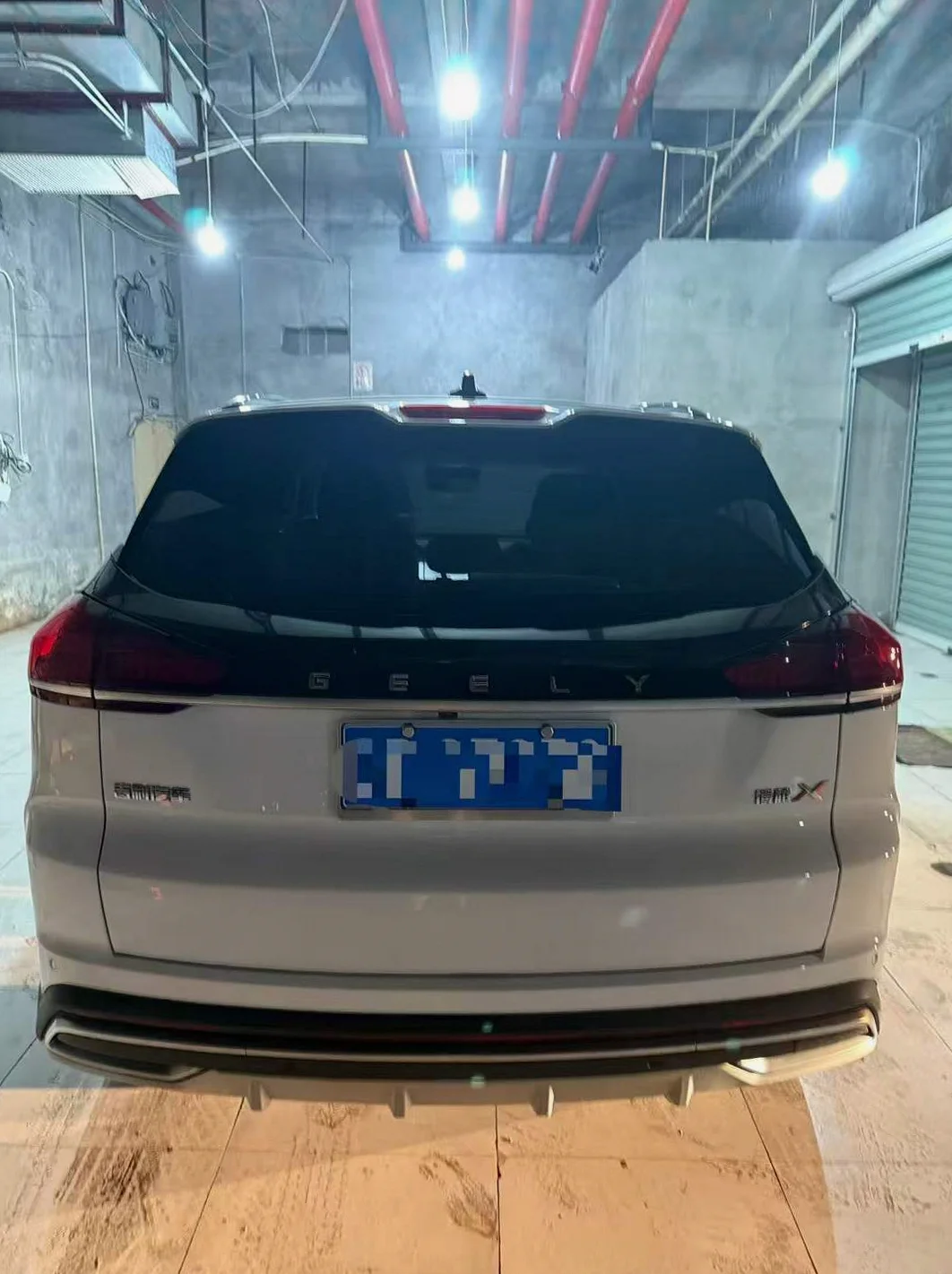 吉利博越 驾驶室