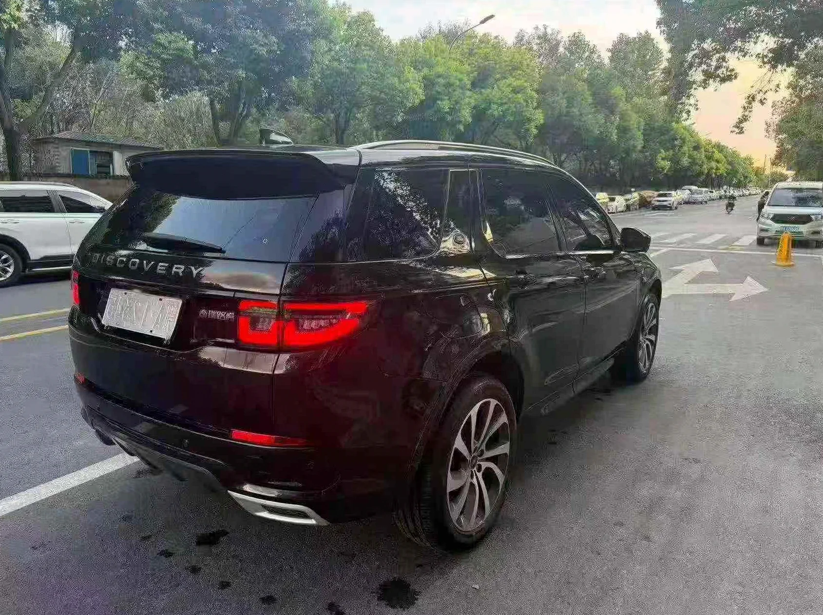 路虎发现 后面外观三