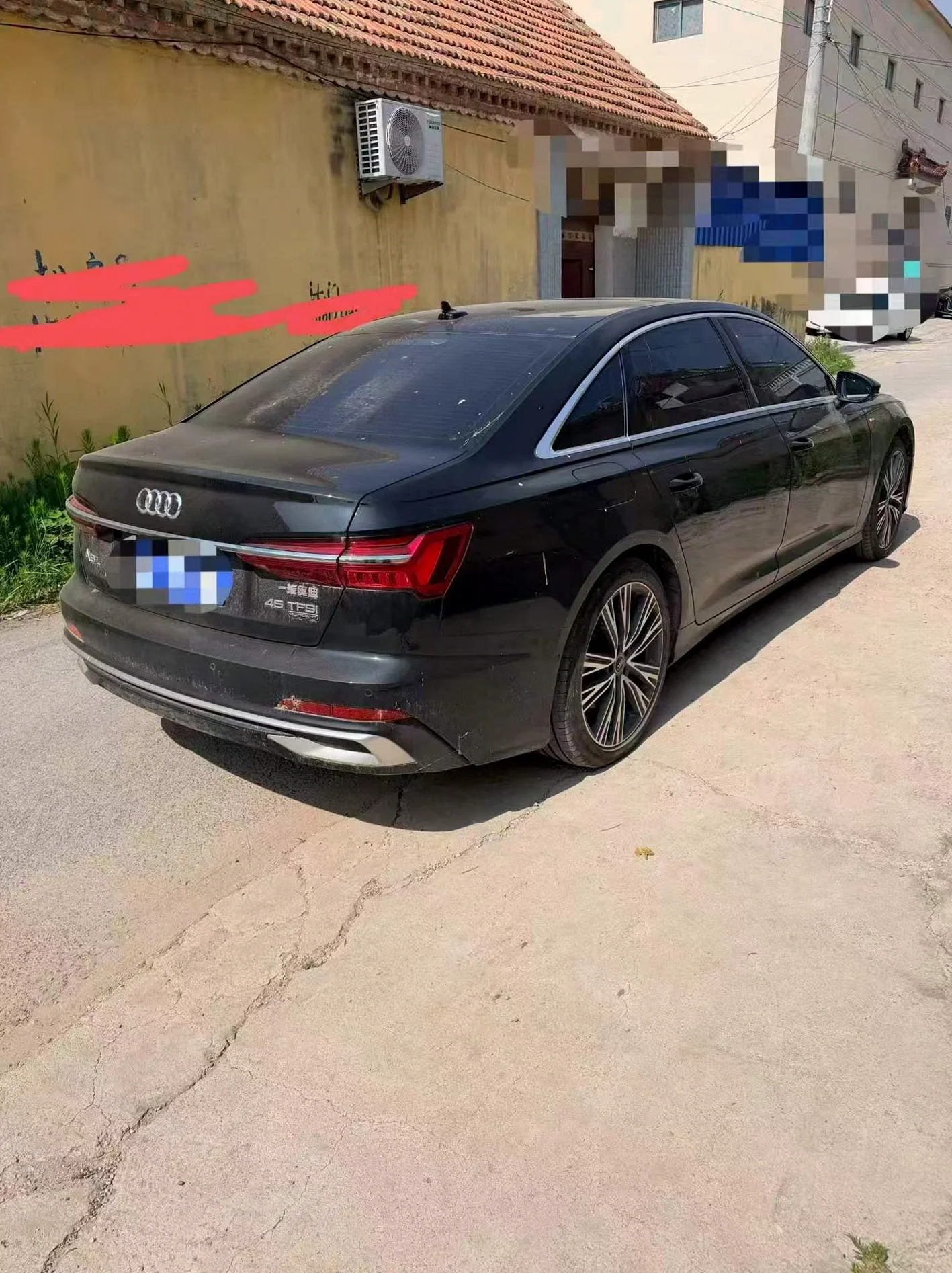 奥迪A6L 后面外观三