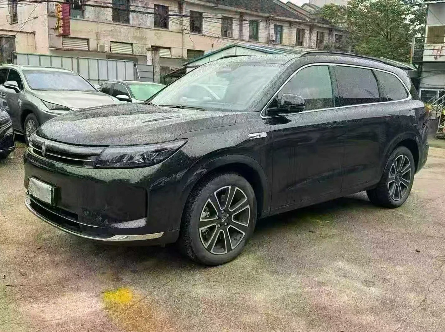 华为智选问界 正面外观二