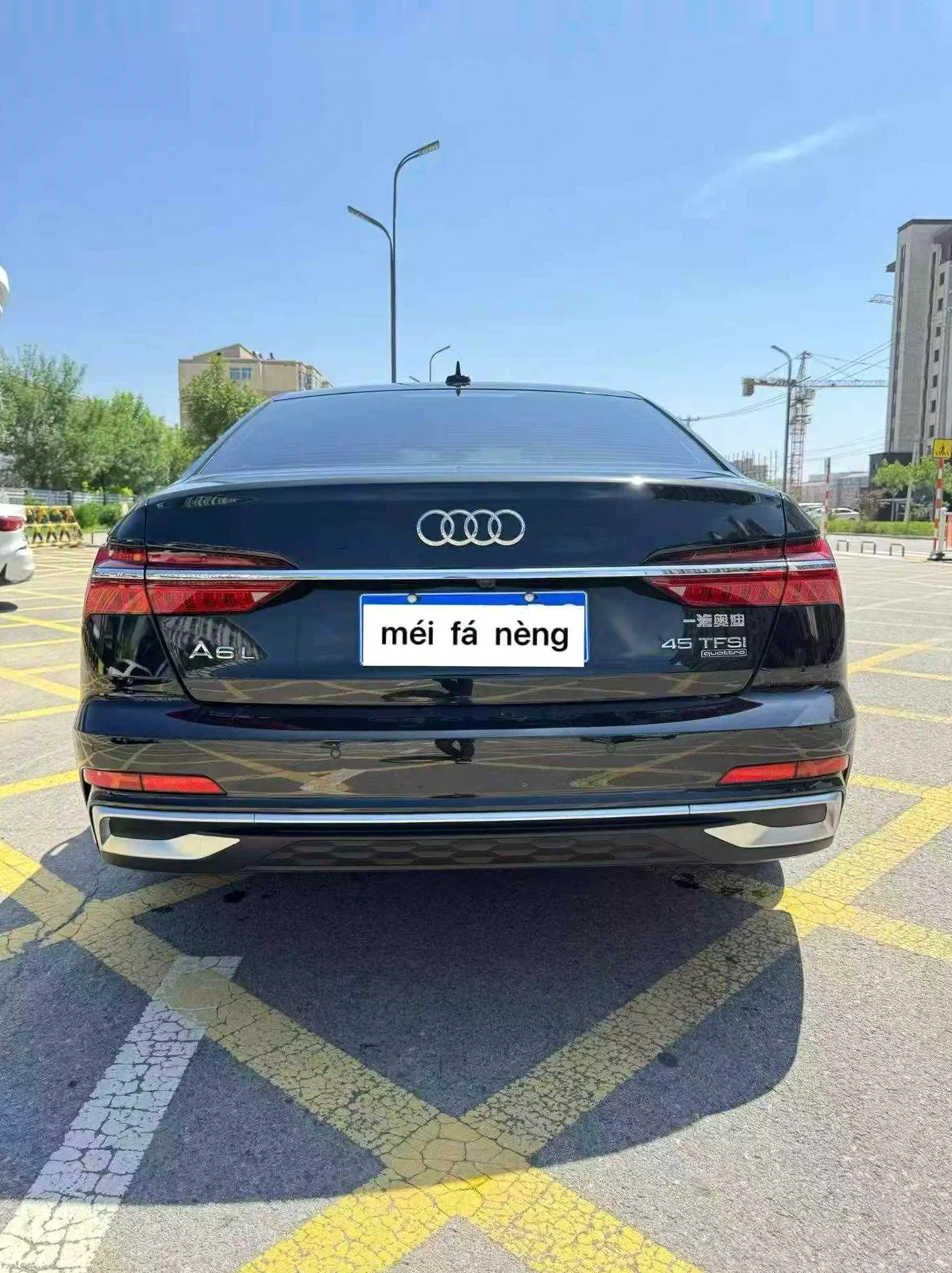 奥迪A6L 驾驶室