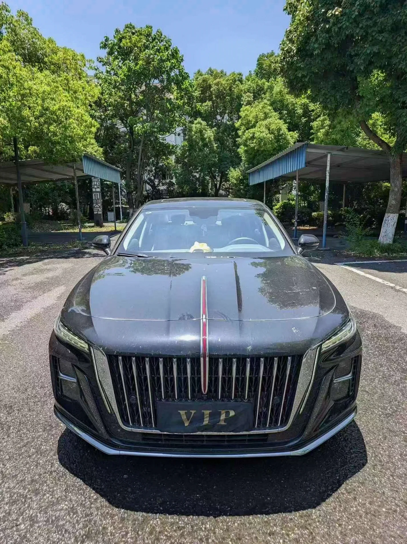红旗H5 正面外观二