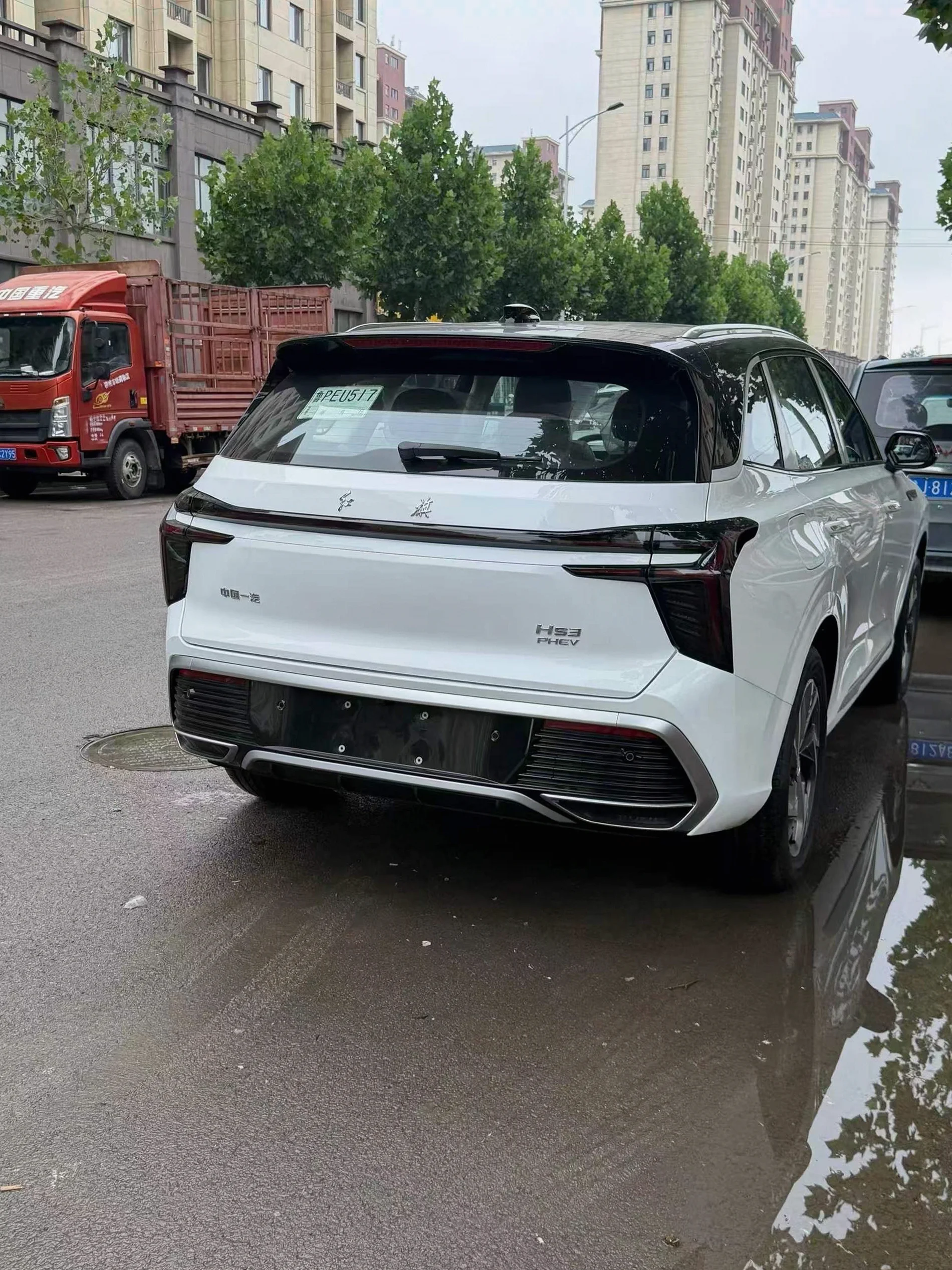 红旗HS3 后面外观三