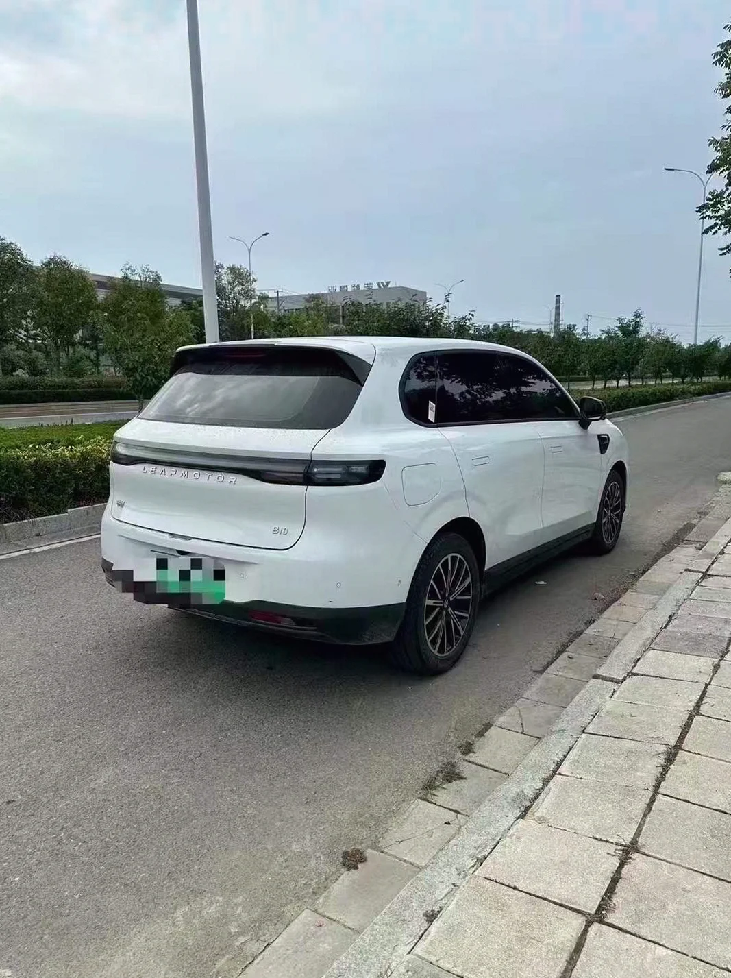 零跑汽车B10 后面外观一