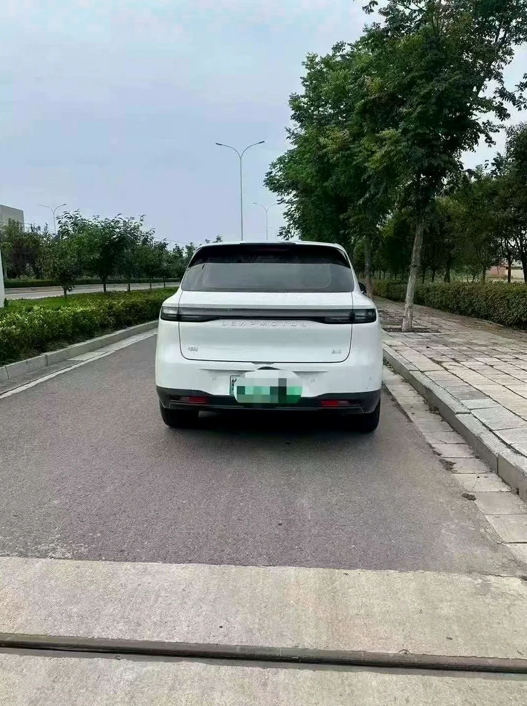 零跑汽车B10 后面外观二