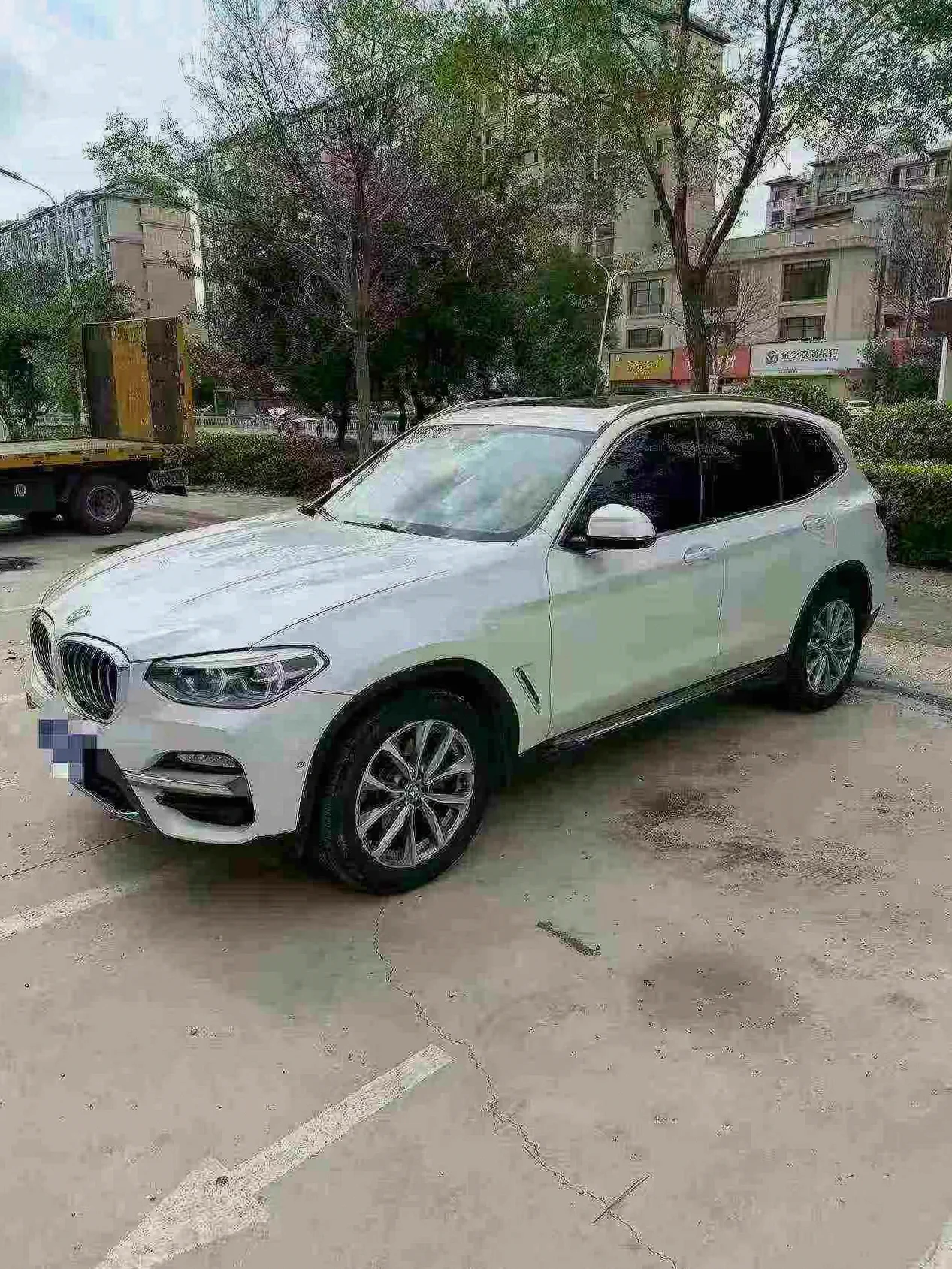 宝马X3 正面外观三