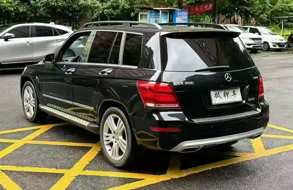 奔驰GLK 后面外观二