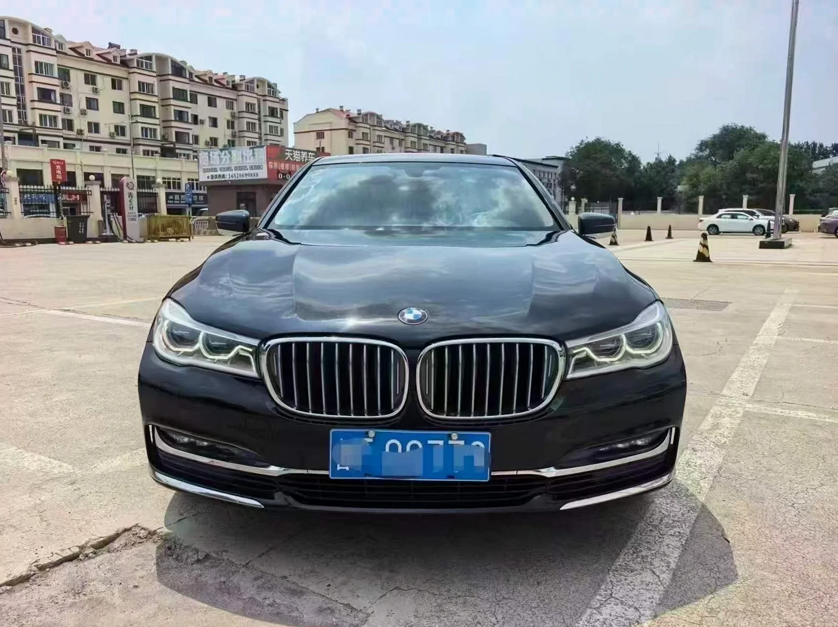17年宝马740Li 豪华满配