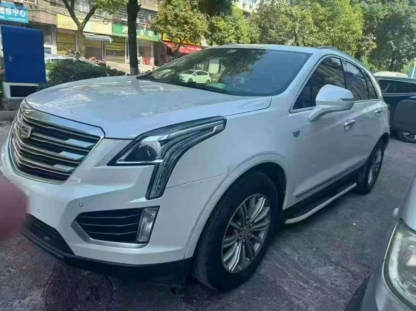 凯迪拉克XT5 正面外观二