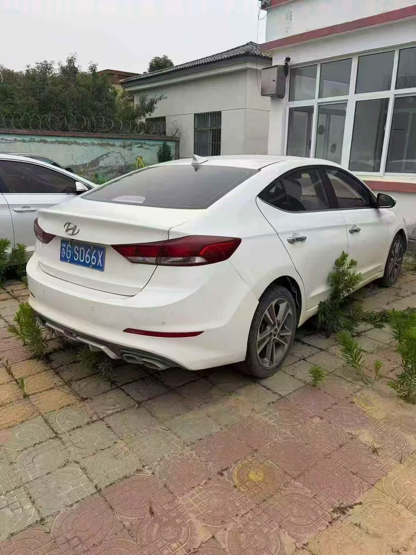 现代领动 正面外观二