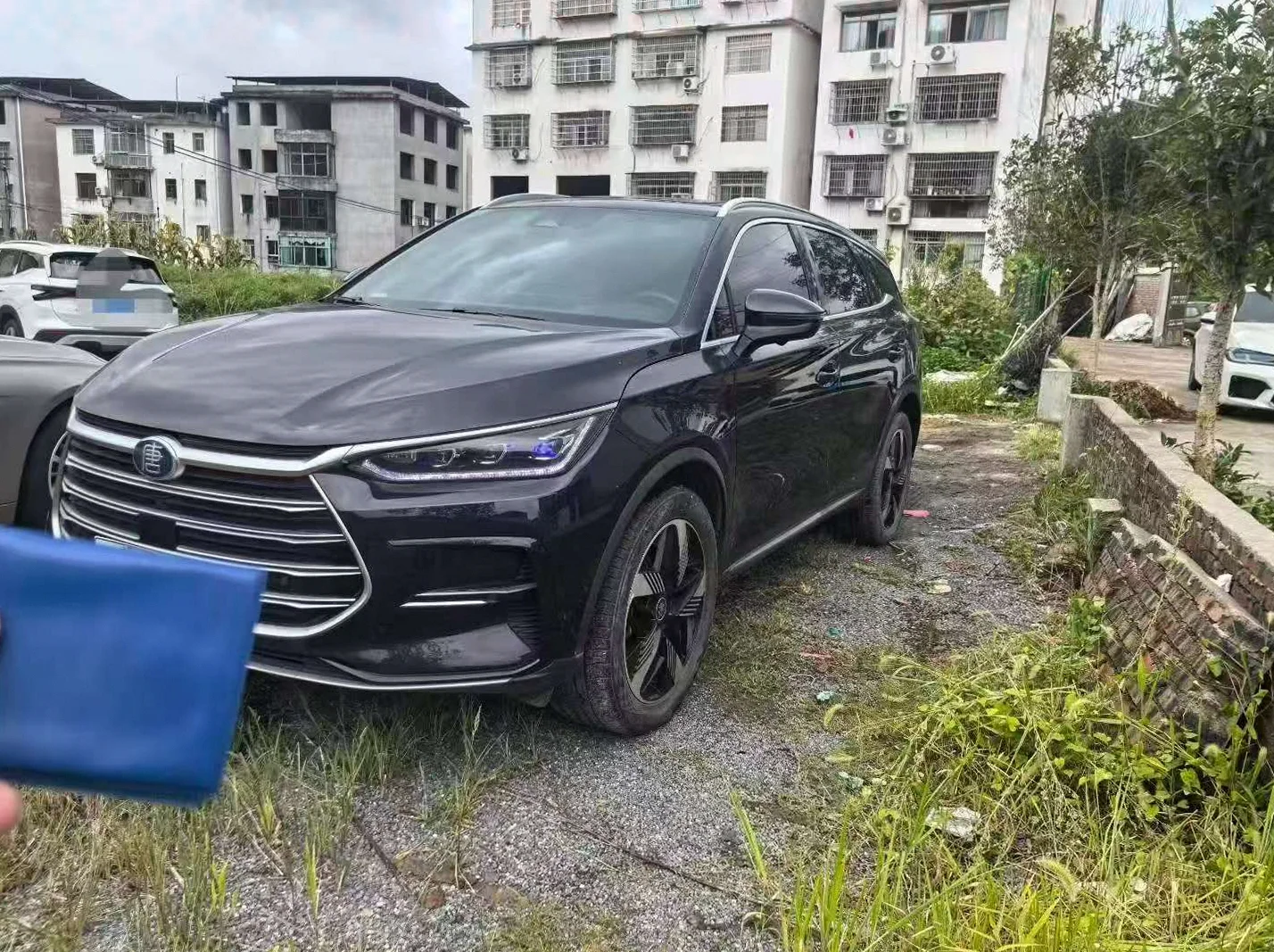 比亚迪唐 后面外观二
