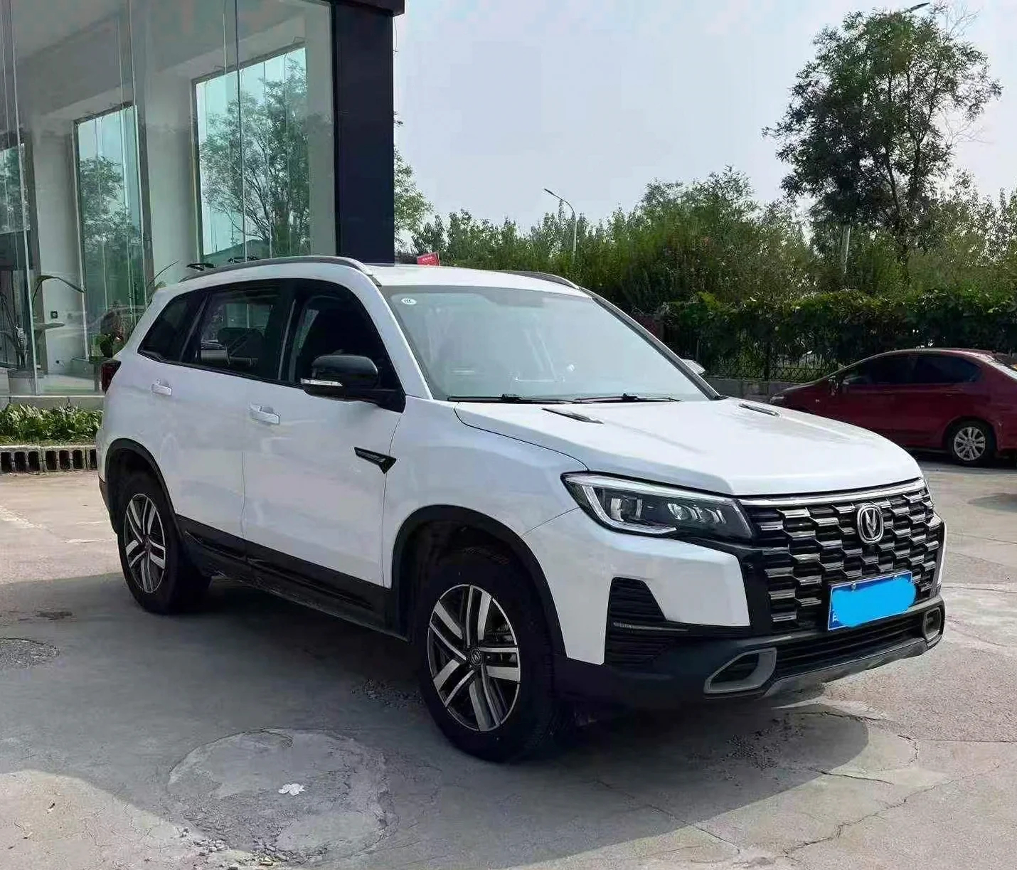 长安汽车CS75 后面外观三