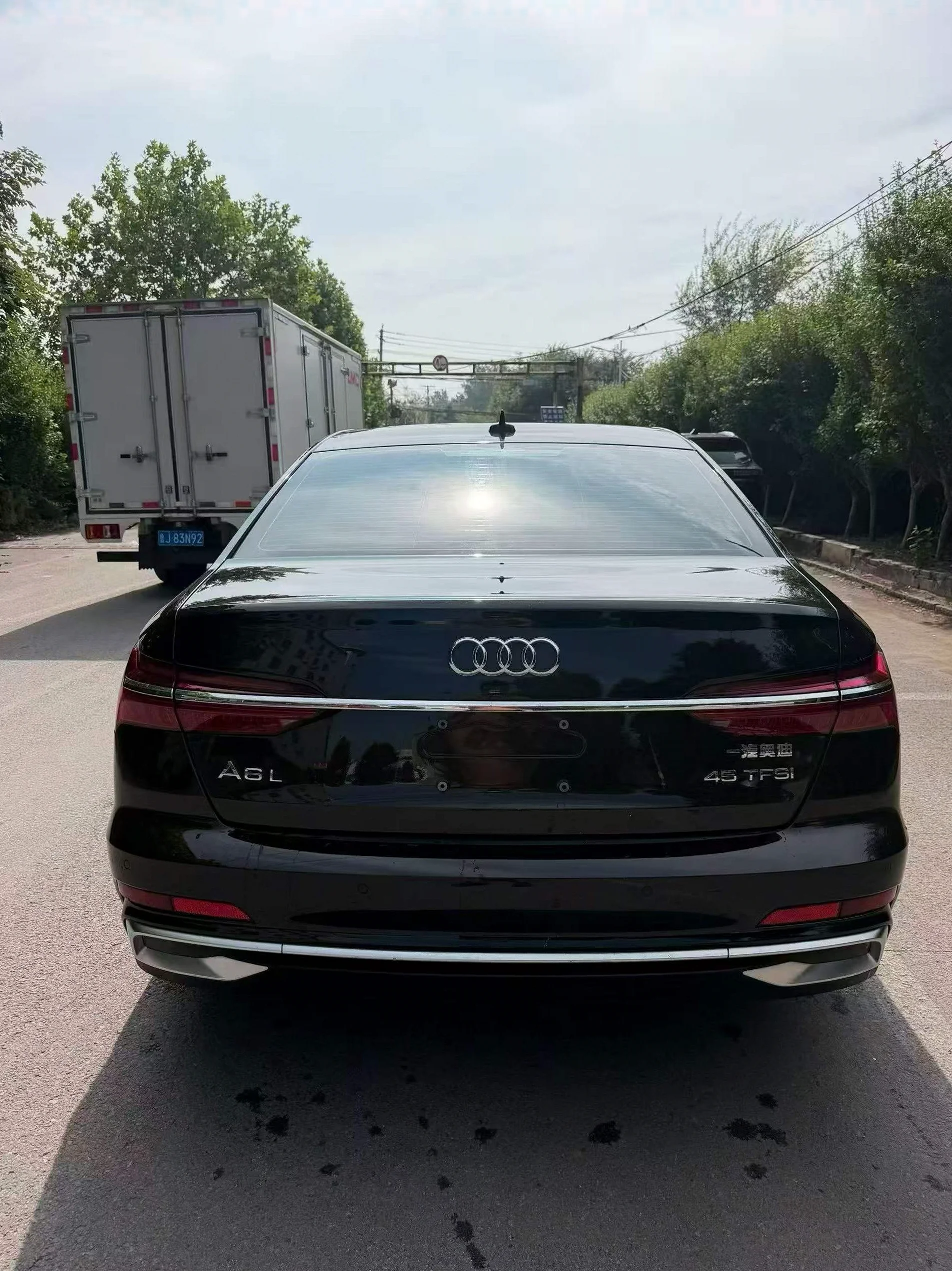 奥迪A6L 驾驶室