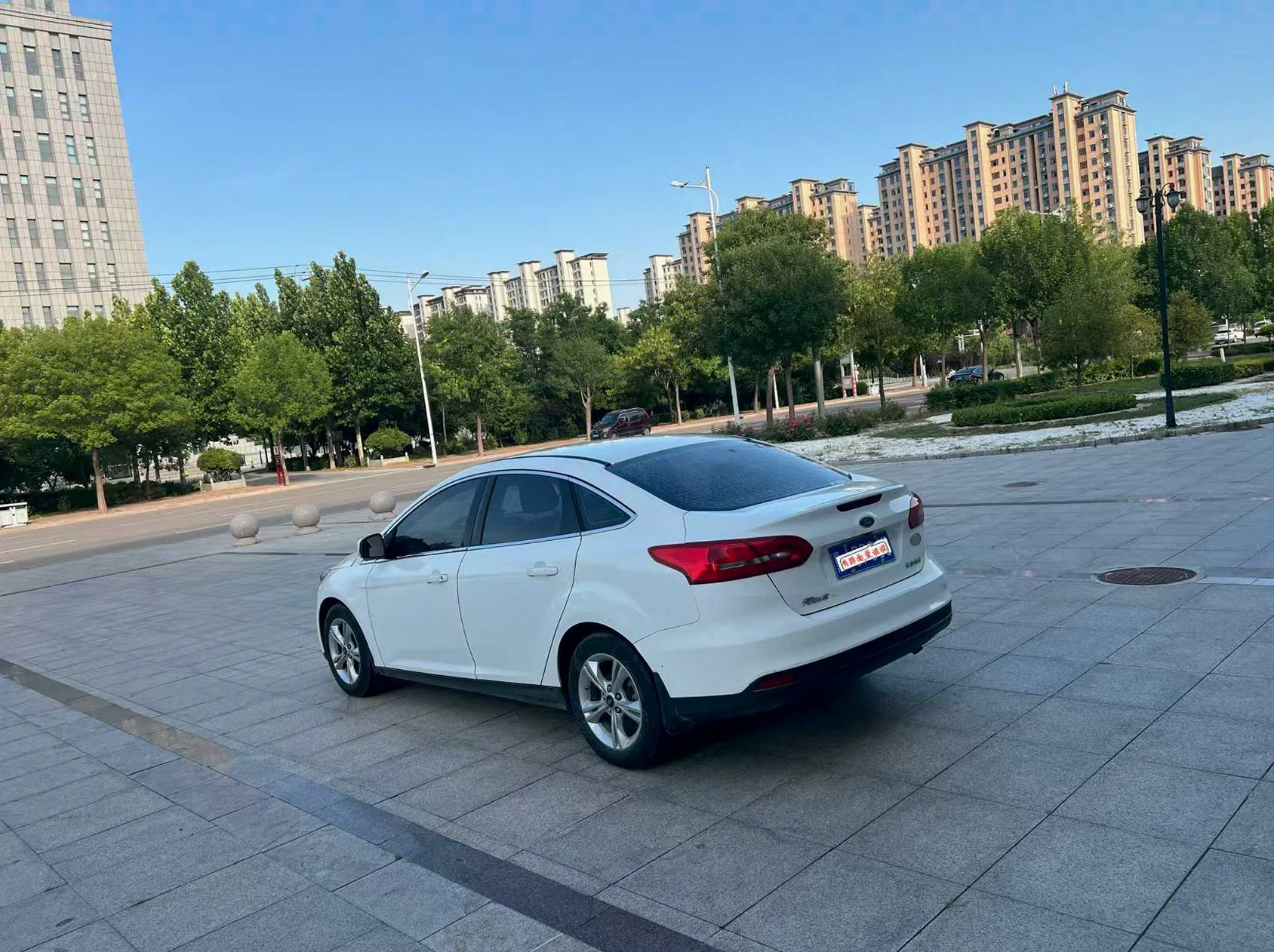 福特蒙迪欧 后面外观二