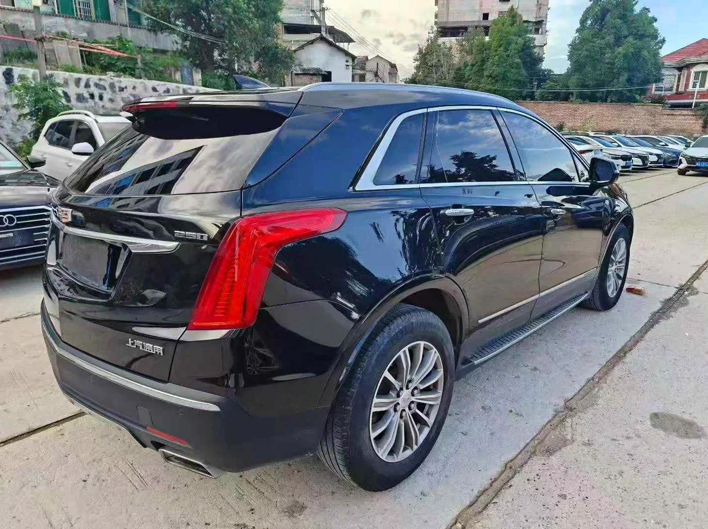 凯迪拉克XT5 后面外观三