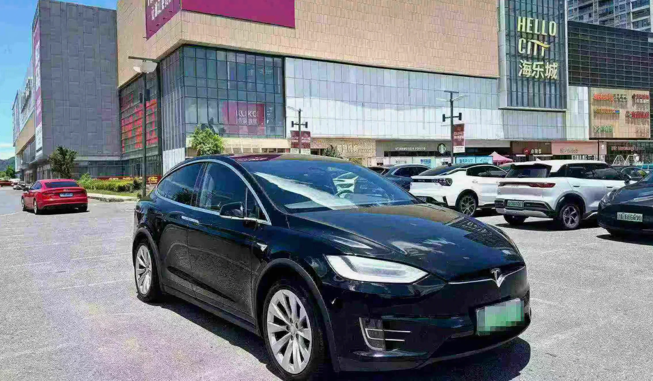 特斯拉MODEL 后面外观二