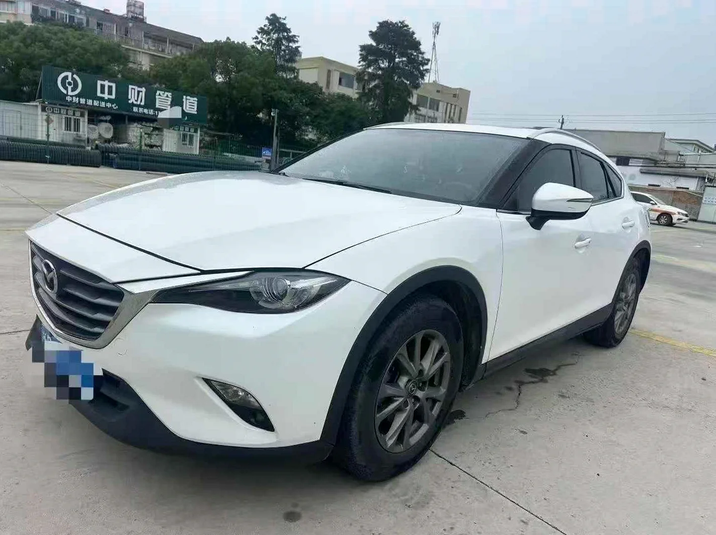 马自达CX-4 正面外观三