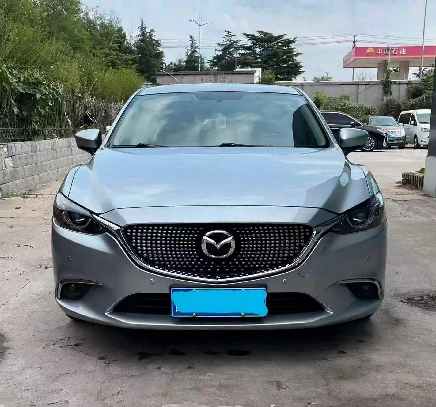 马自达阿特兹 正面外观二