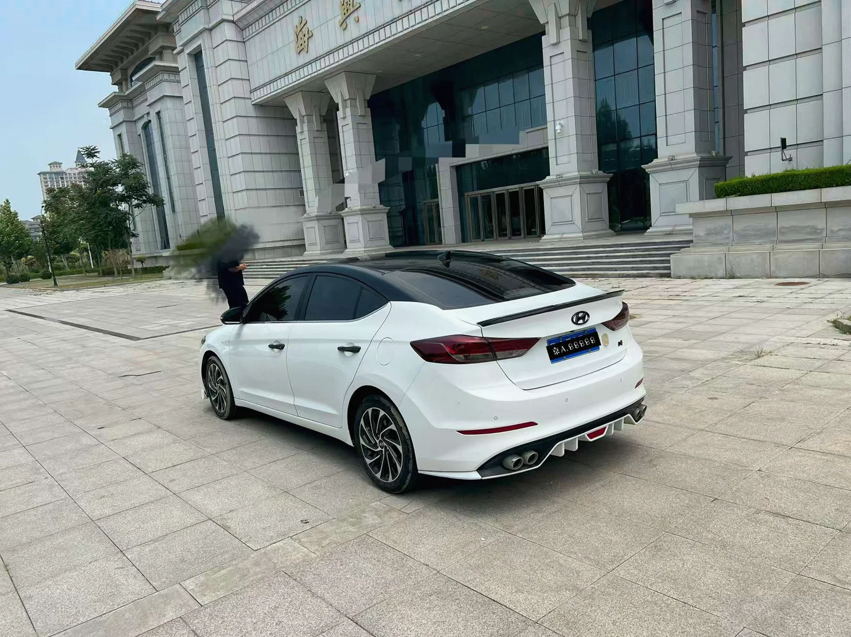 现代领动 后面外观三