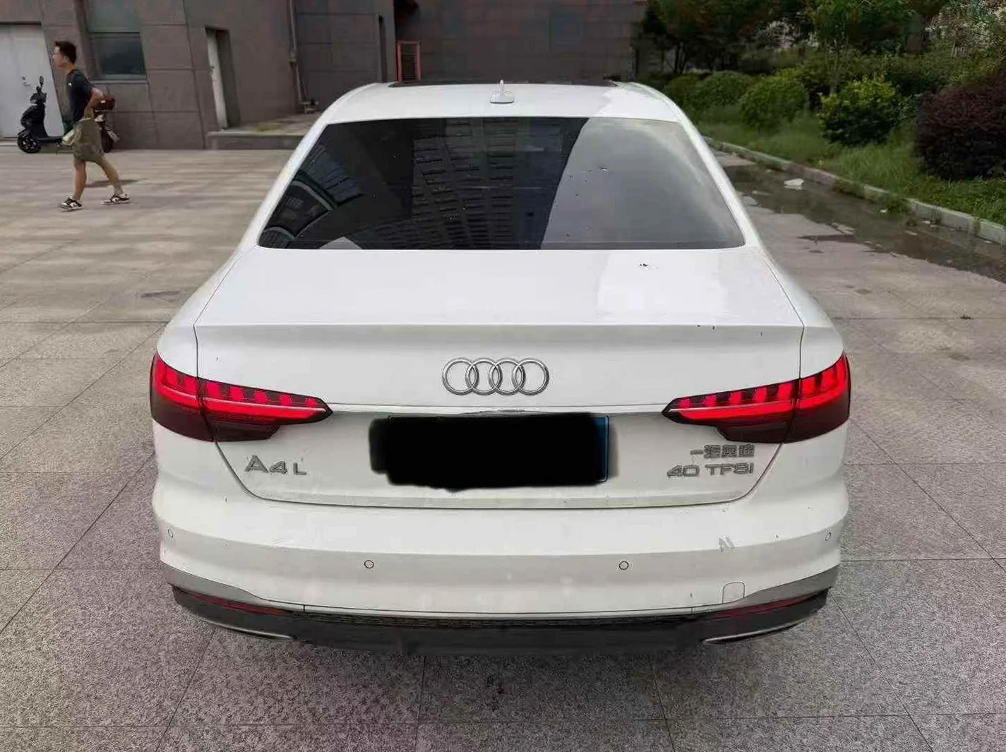 奥迪A4L 驾驶室