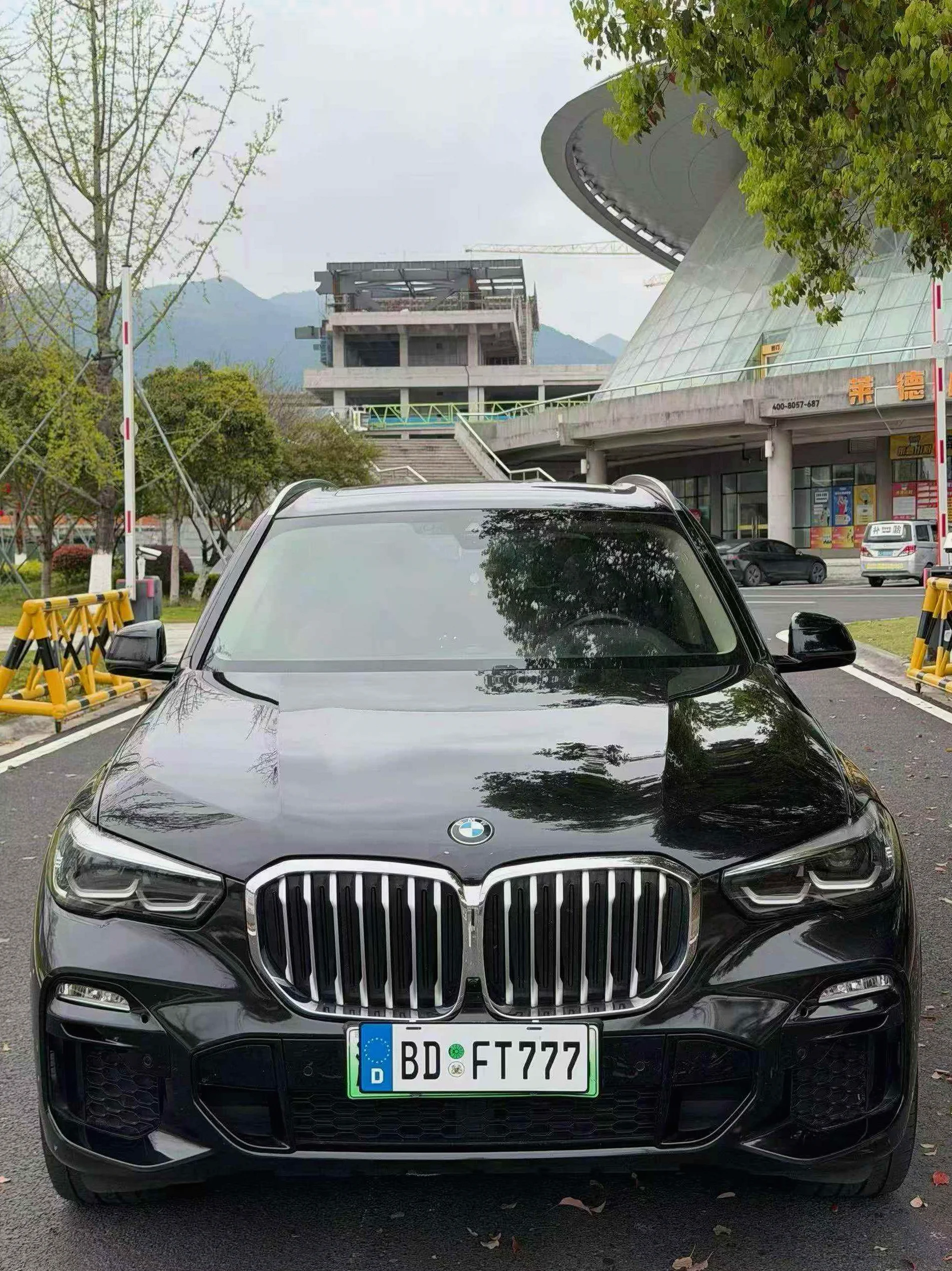 21年宝马X5 插电混动 3.0T