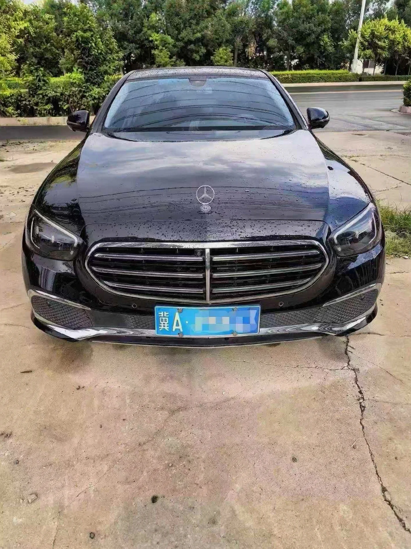 21款奔驰E300行政立标
