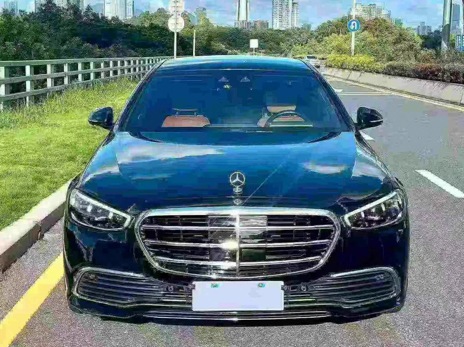 21款奔驰S400L豪华版