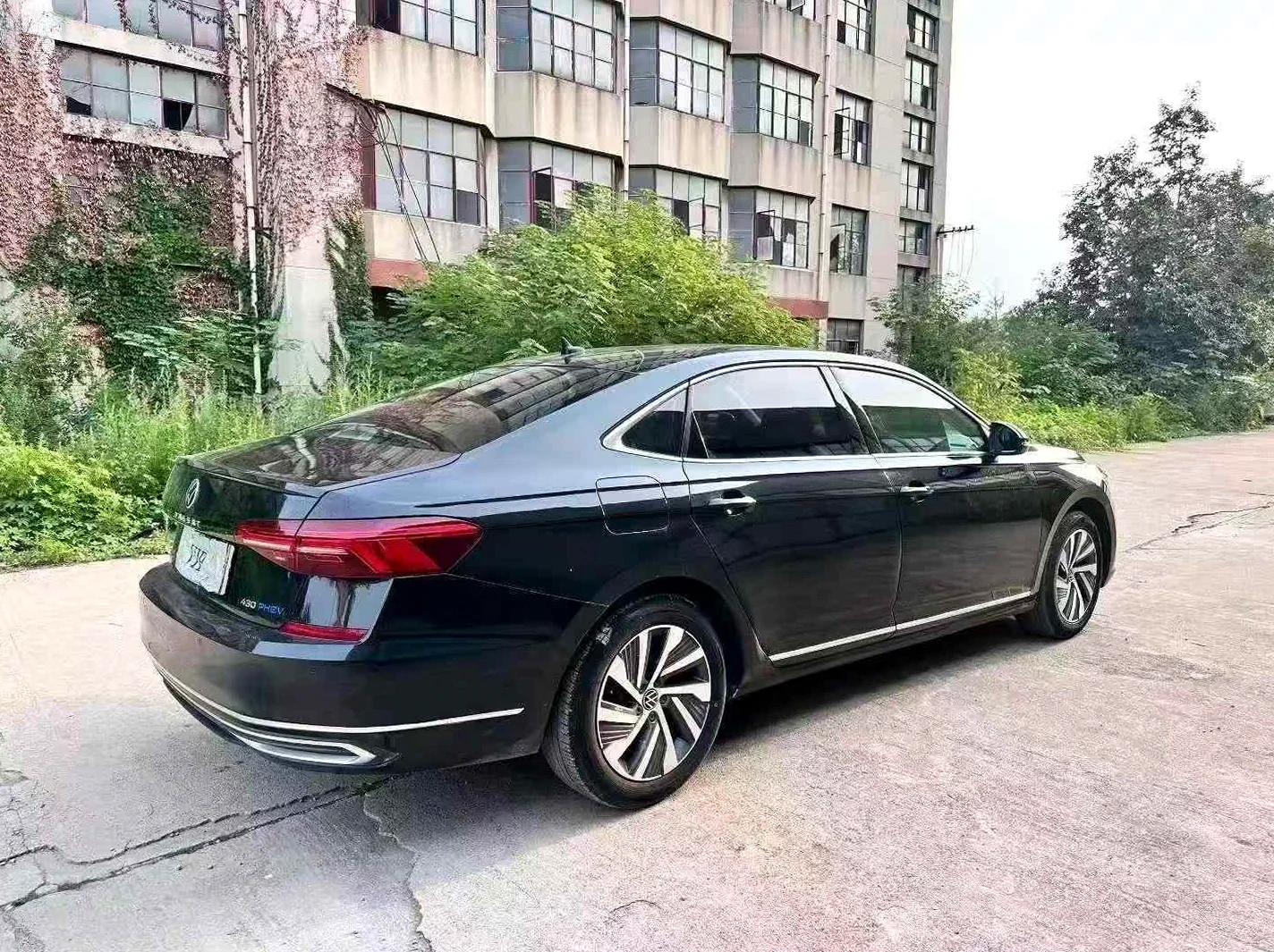 大众帕萨特 后面外观三