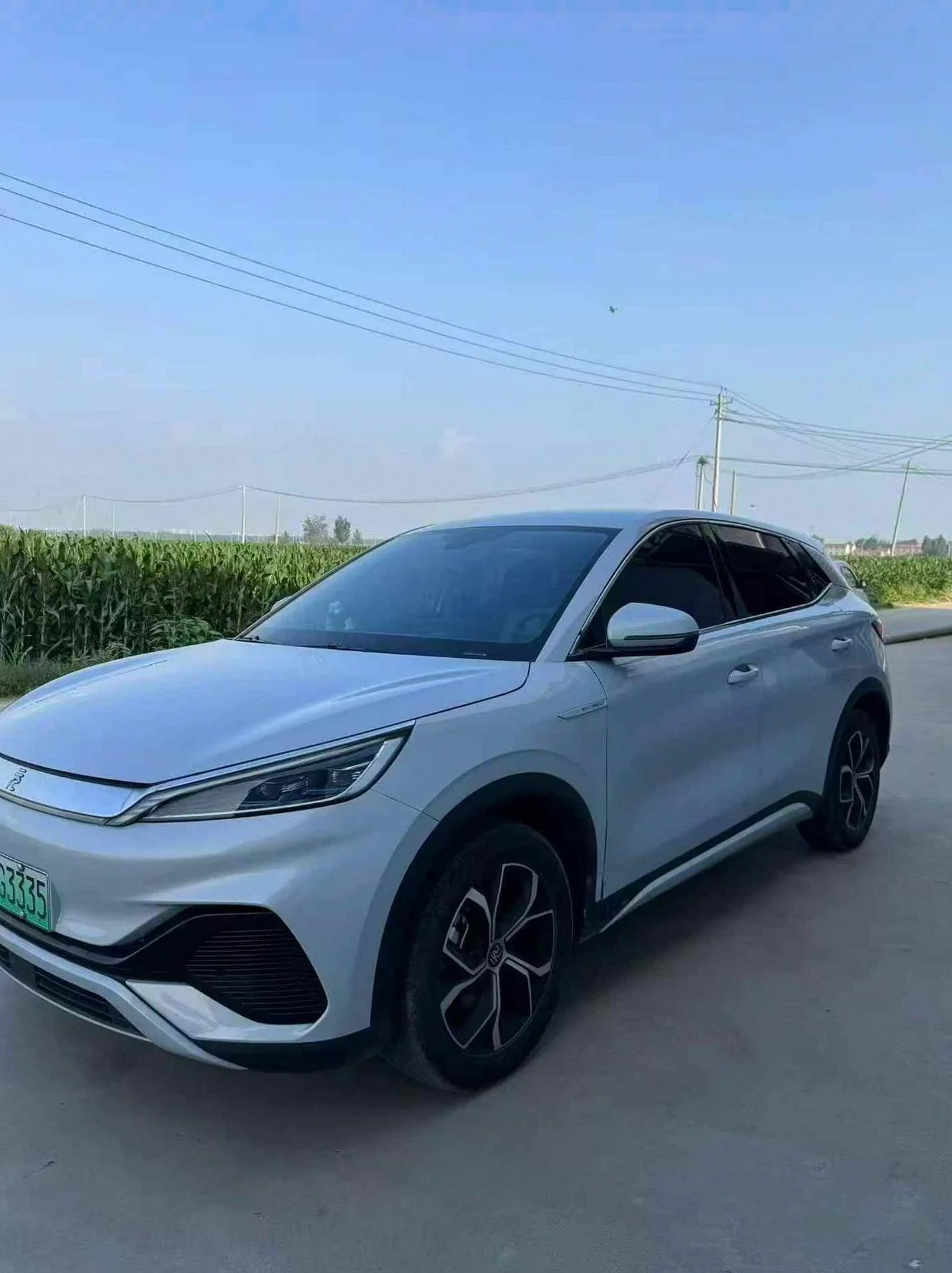 比亚迪元PLUS 正面外观三