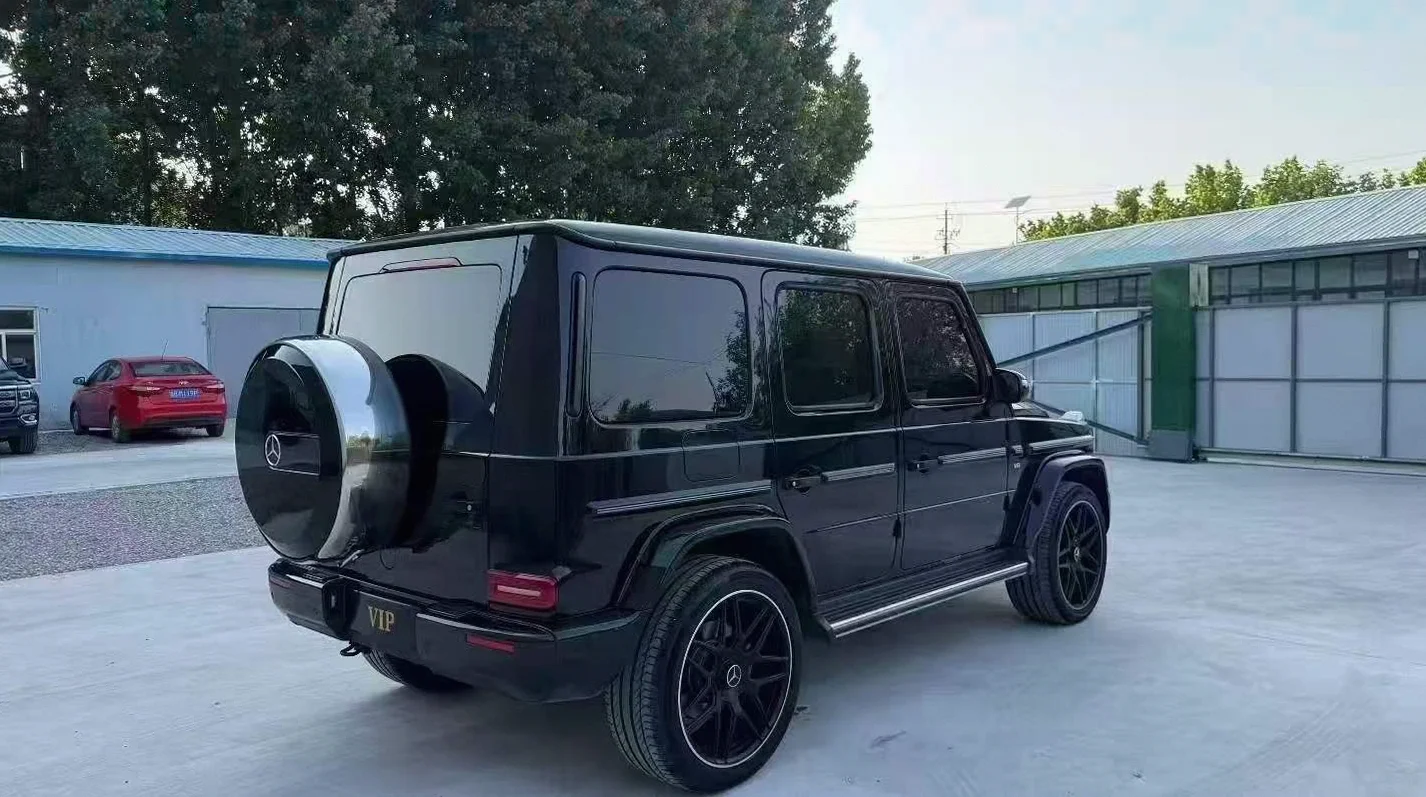 奔驰G 后面外观二