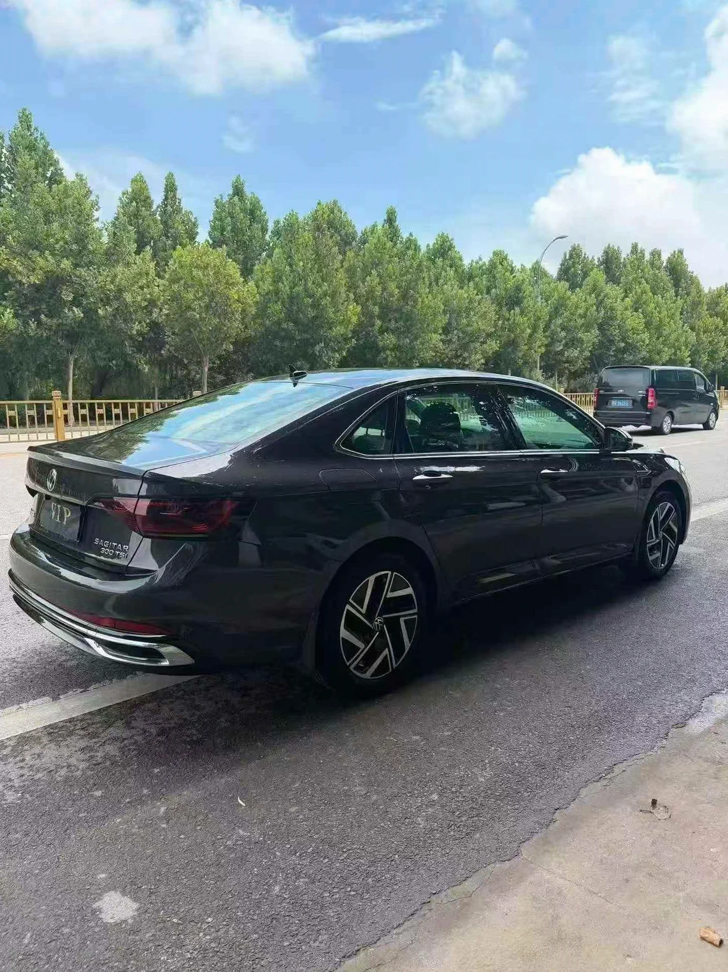 大众速腾 后面外观一