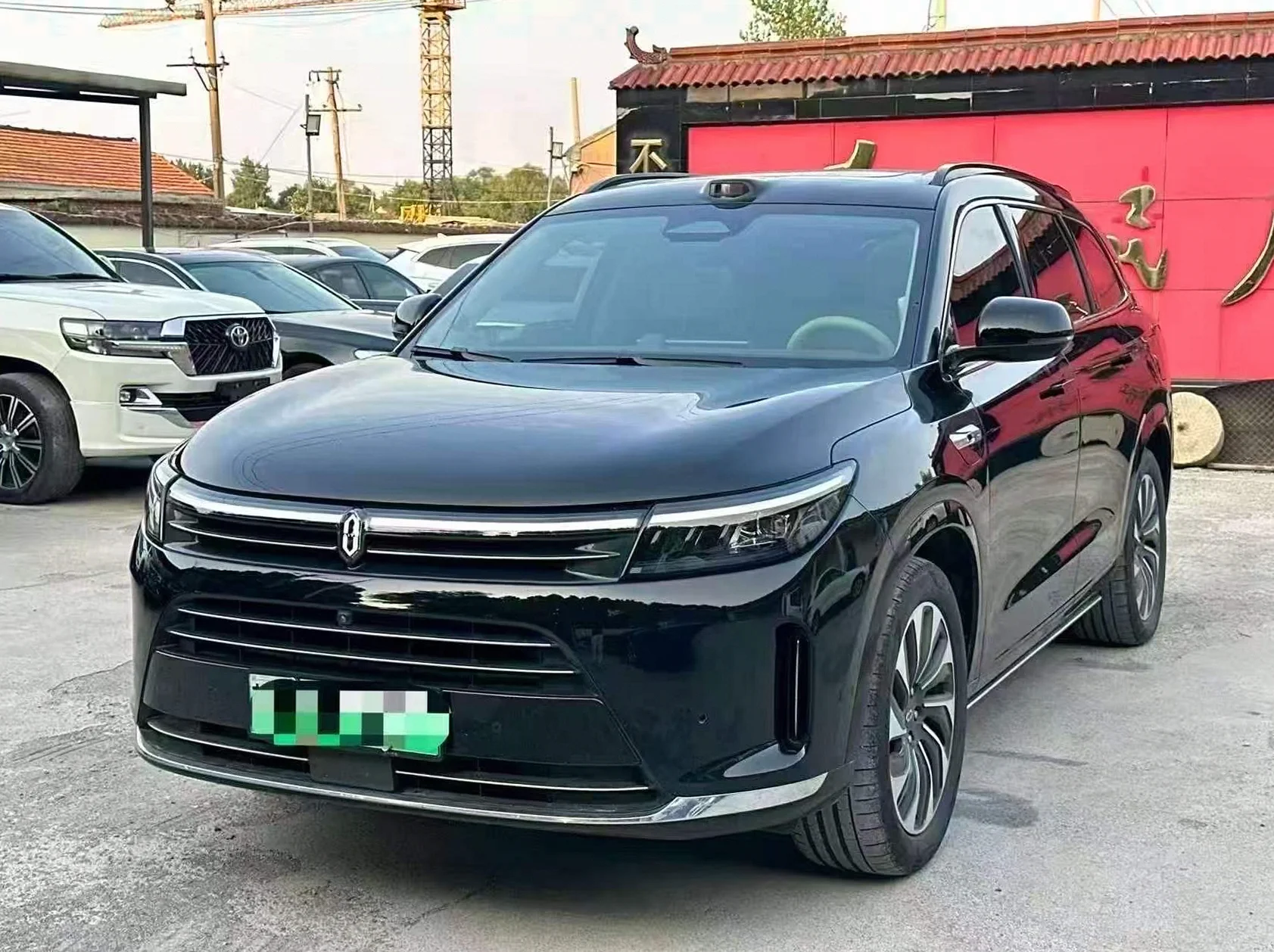 华为智选问界 正面外观三