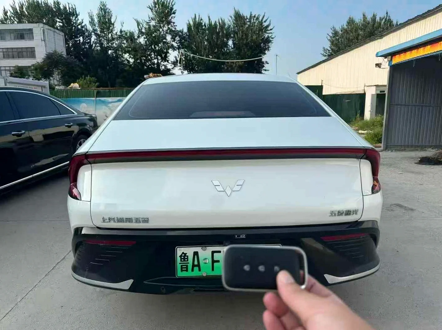 五菱汽车星光 正面外观三