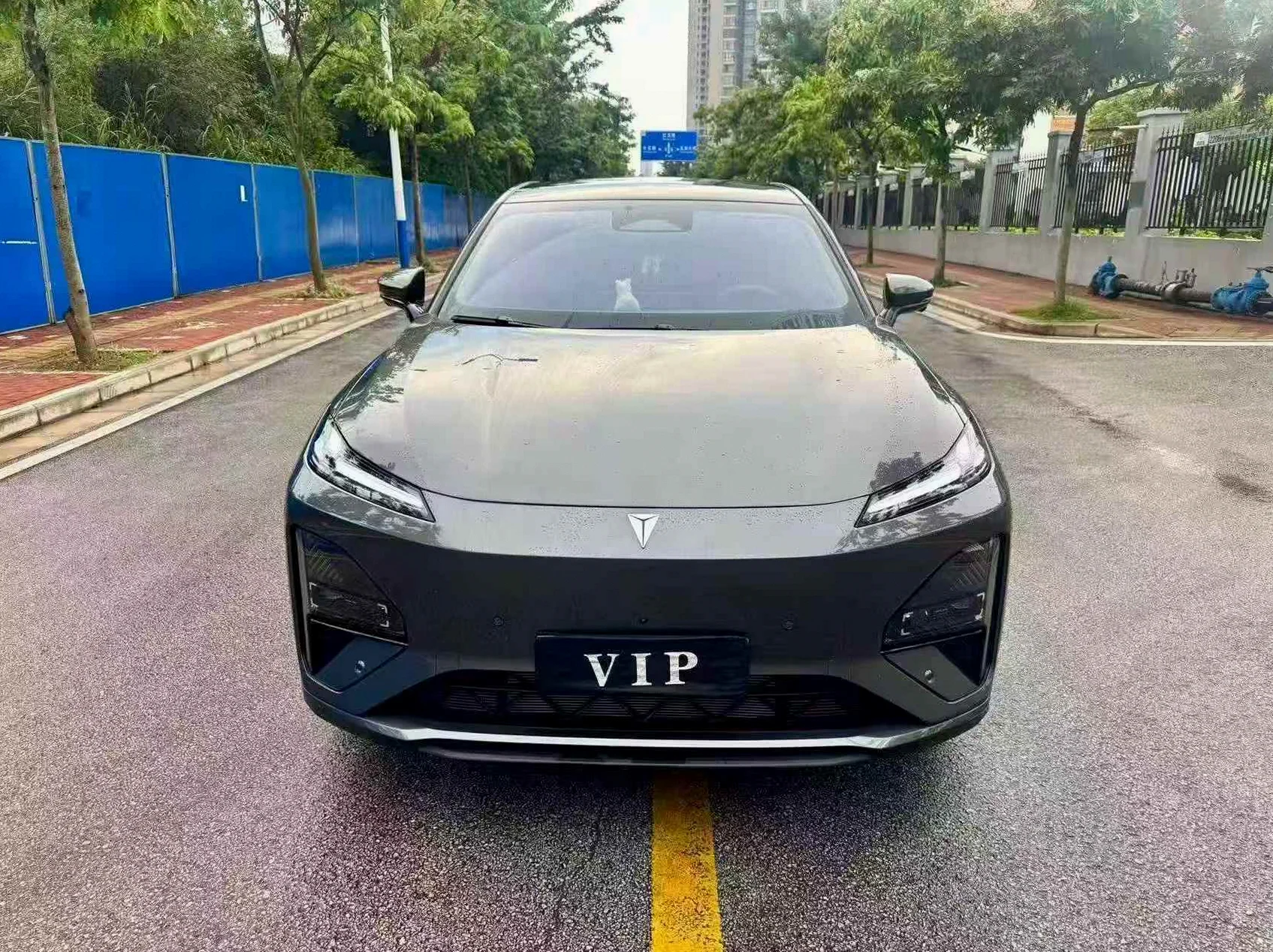 长安汽车深蓝 正面外观二