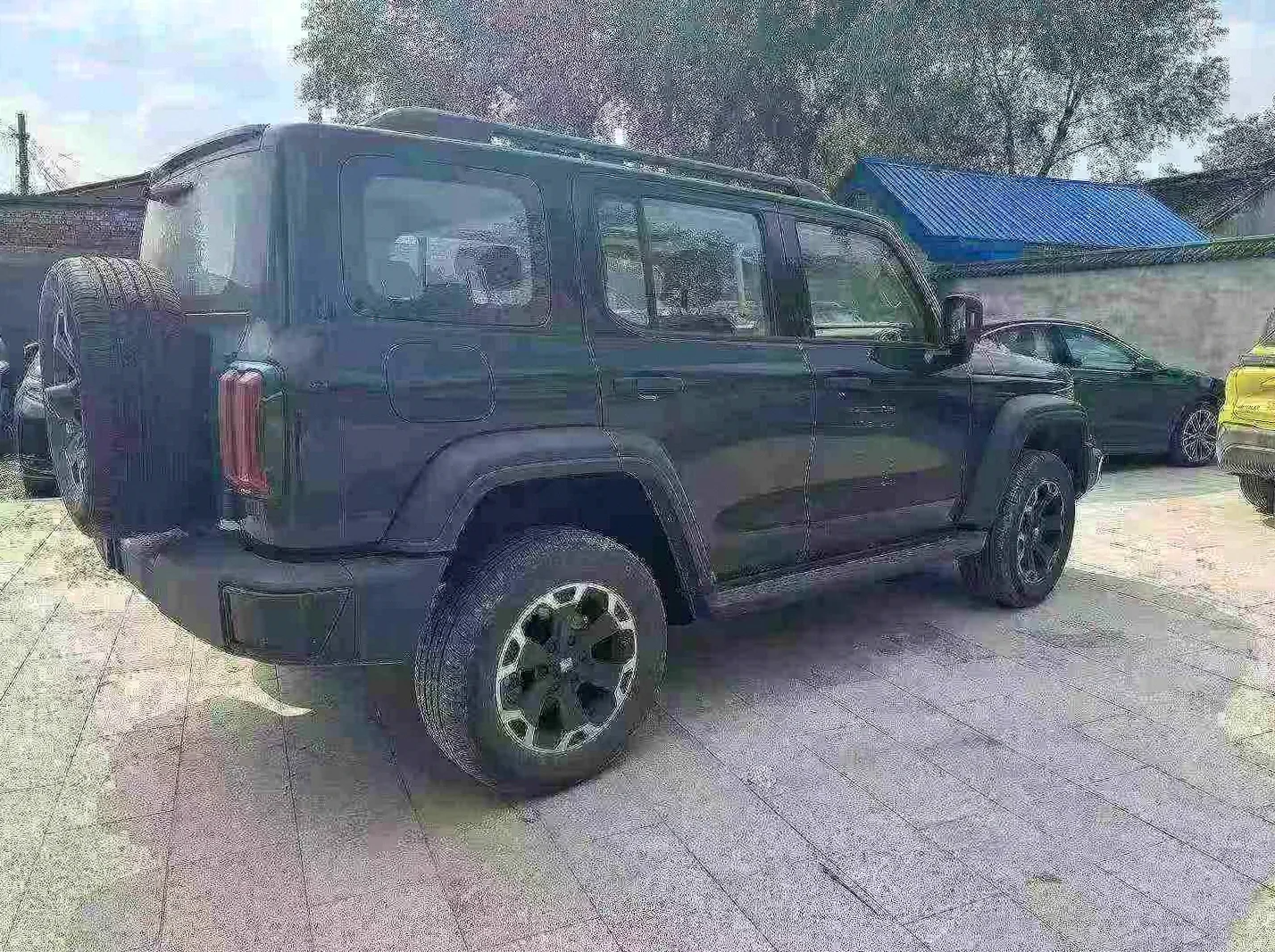 长城汽车坦克 后面外观三