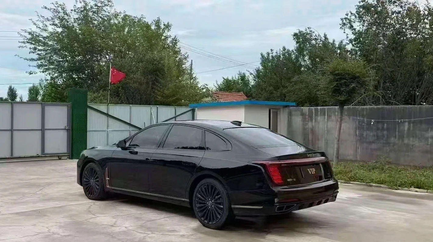 红旗H9 后面外观三