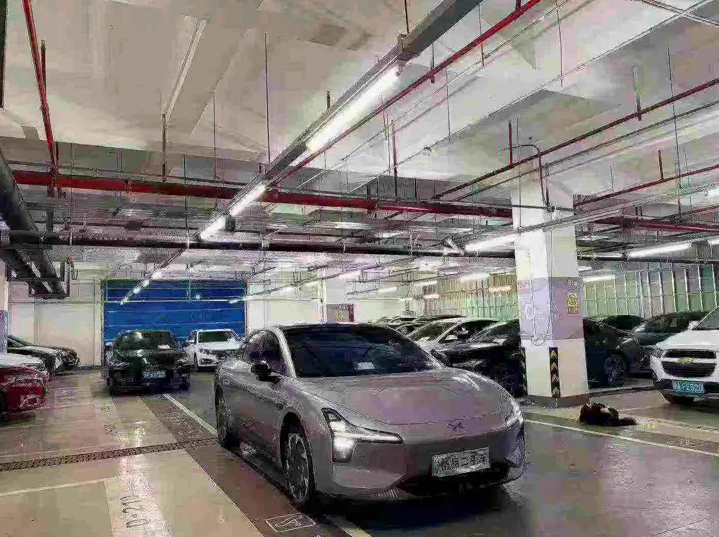 小鹏汽车m03 后面外观一