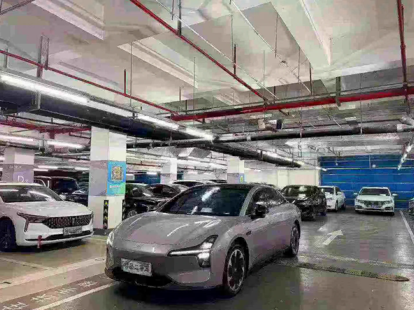 小鹏汽车m03 后面外观二