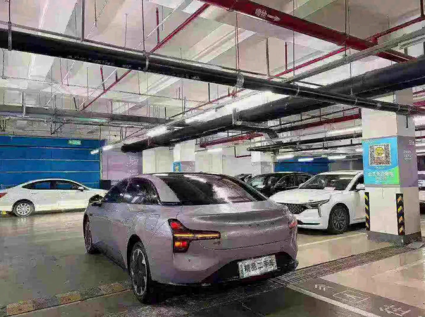 小鹏汽车m03 正面外观二