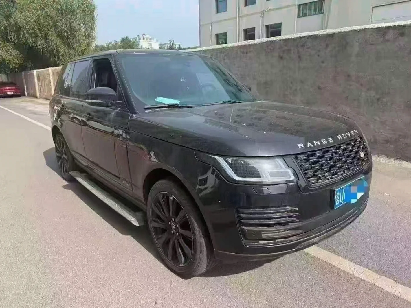 路虎揽胜行政 正面外观三