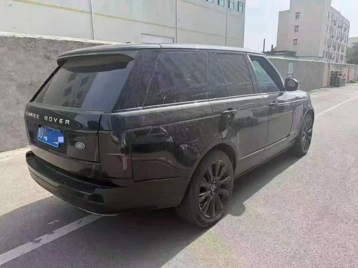 路虎揽胜行政 后面外观三