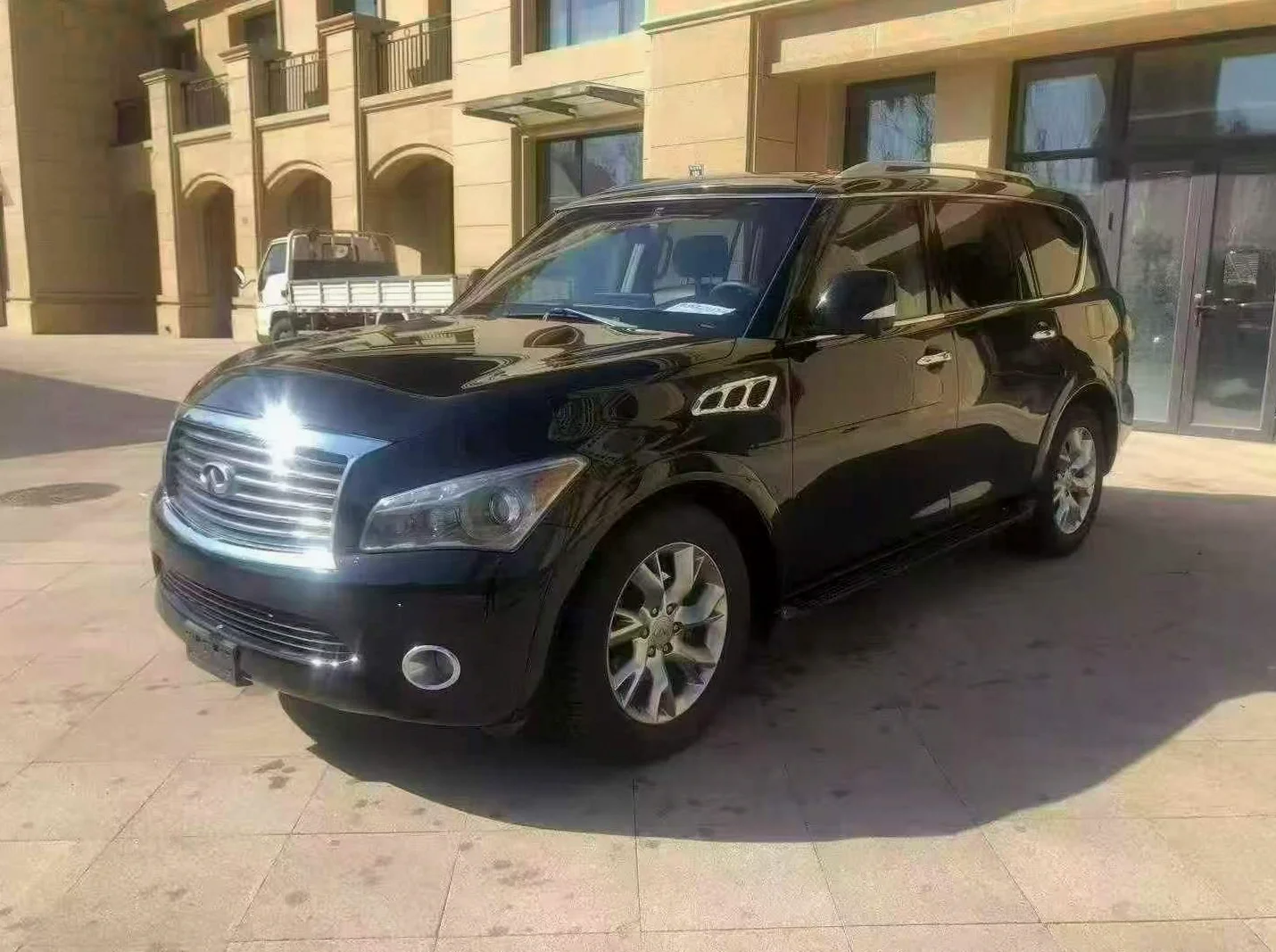 14年英菲尼迪QX56 5.6L