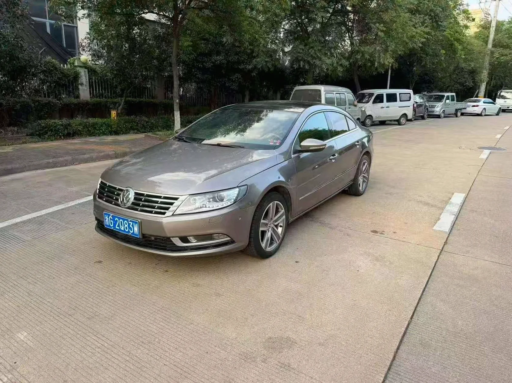 大众CC 正面外观三