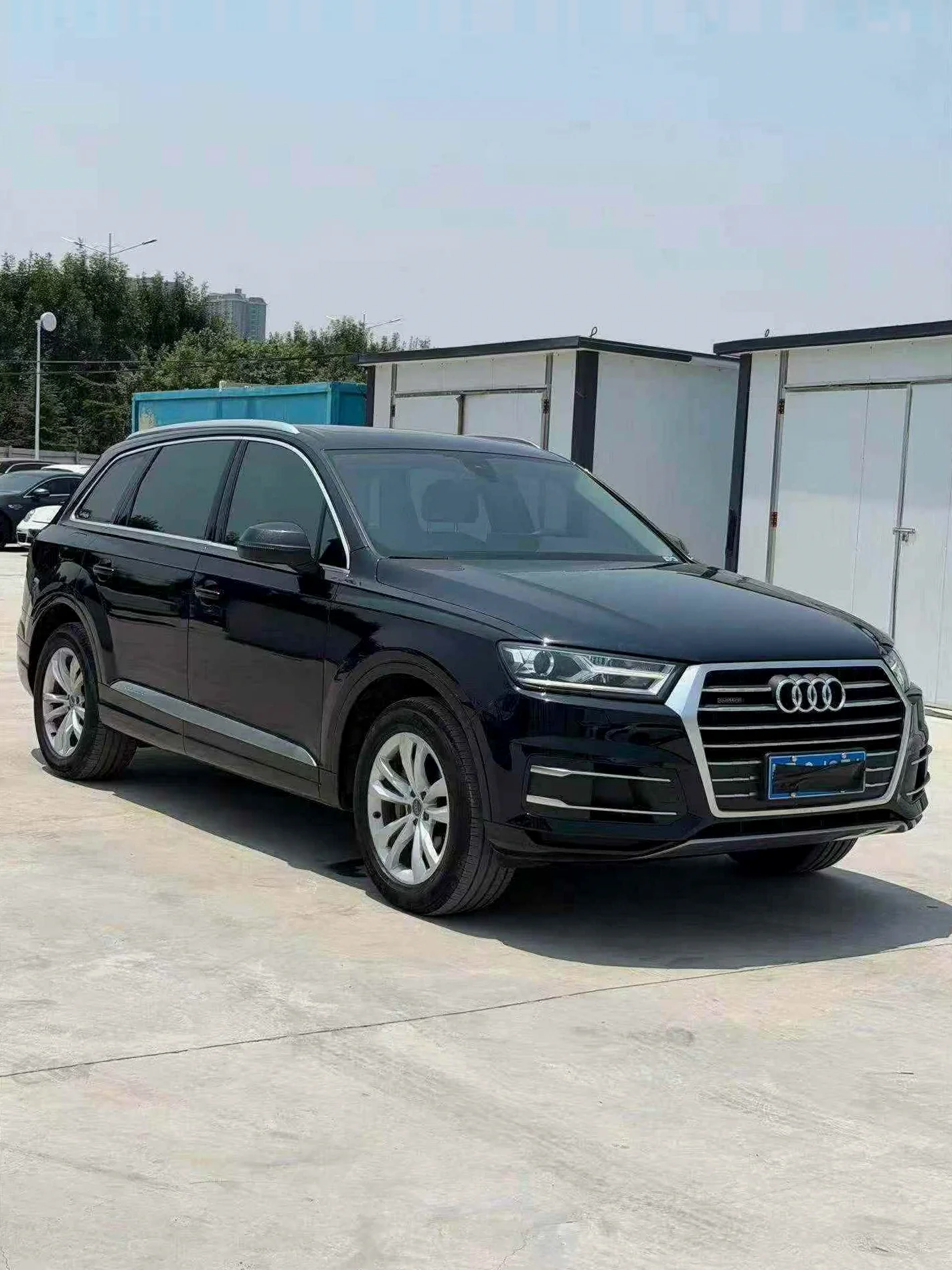 奥迪Q7 正面外观二
