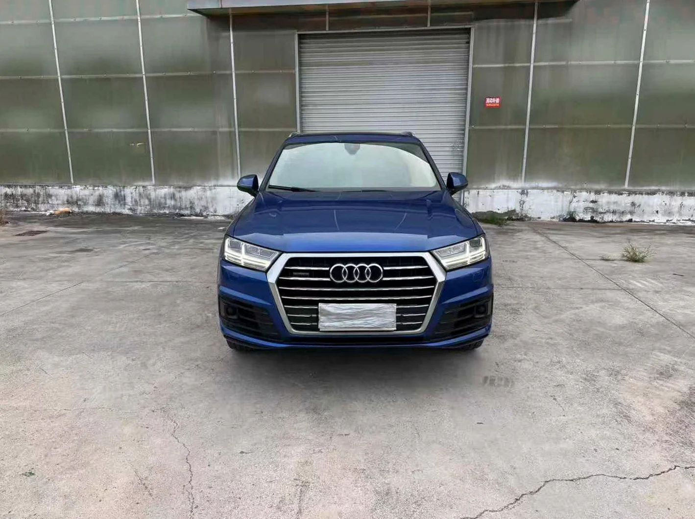 17年奥迪Q7 2.0T七座四驱