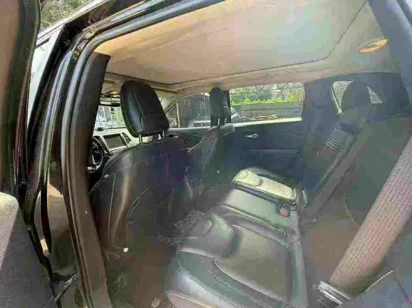 Jeep指南者 后面外观二
