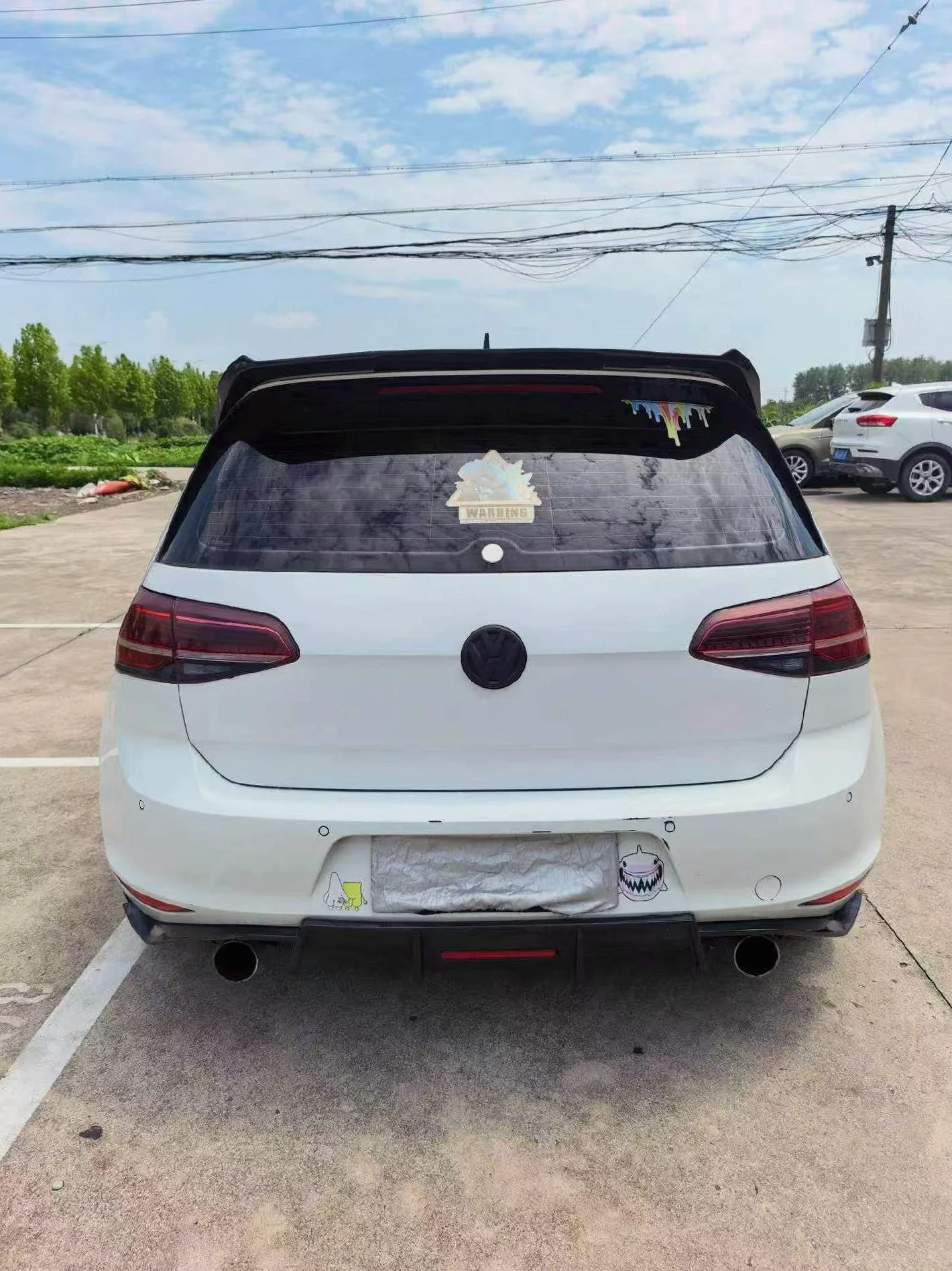 大众高尔夫 后面外观一