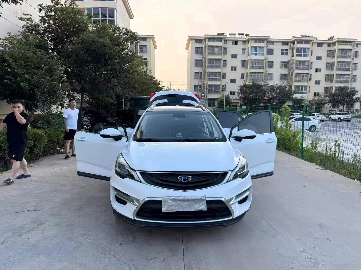 吉利帝豪 驾驶室